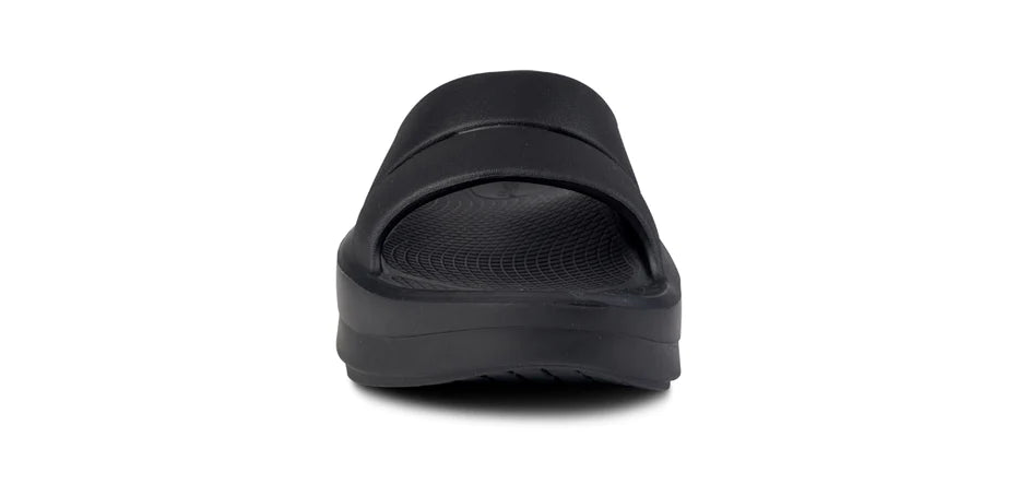 OOFOS Women's OOmega OOahh Sandal - Black