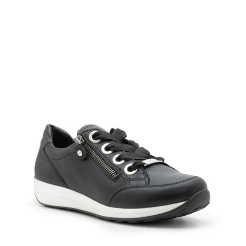 Ara Osaka Sneakers In White - 27% Off Ara Osaka Sneakers In White - 27% Off
