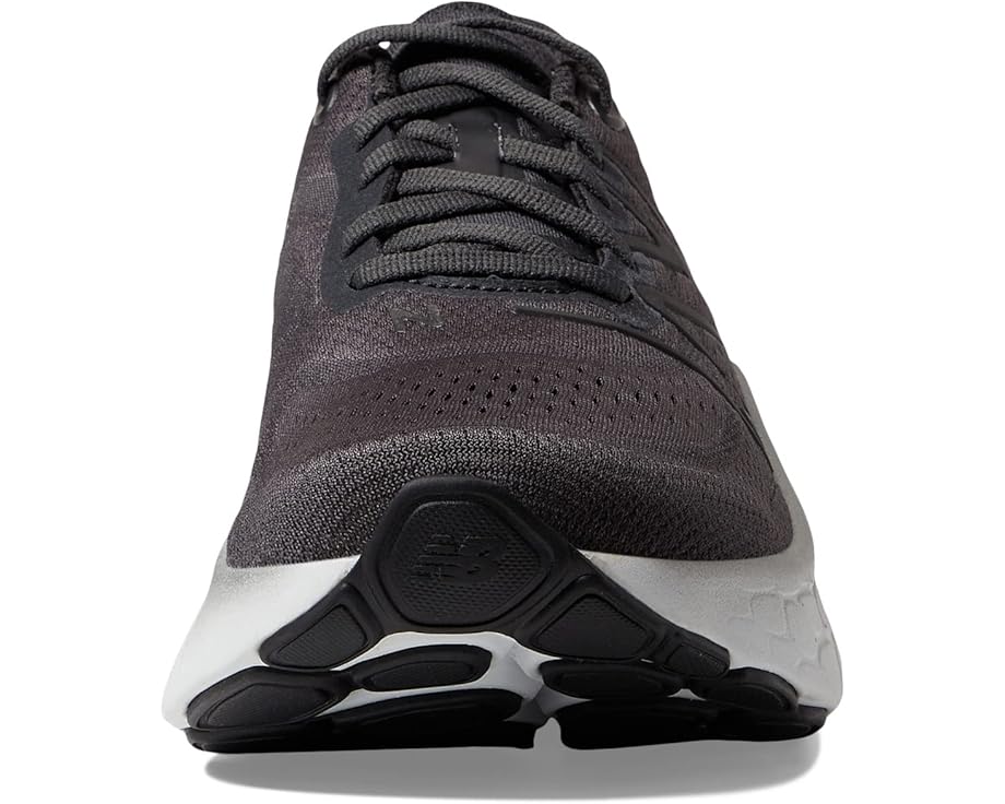 New Balance Fresh Foam More V4 Black/Starlight